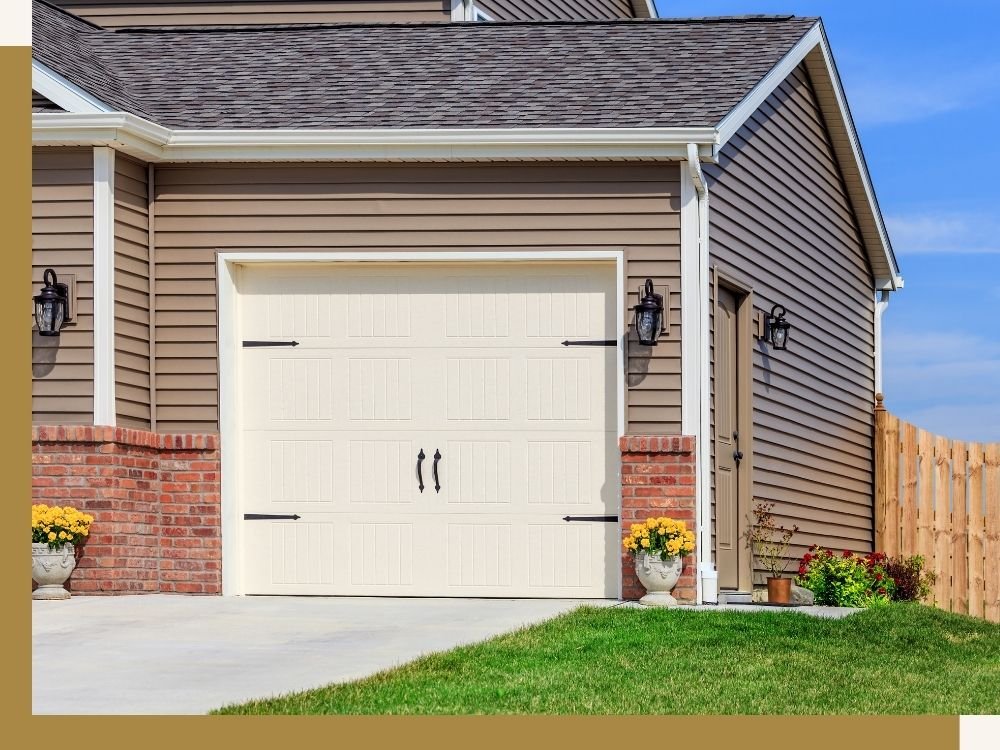 img of a garage door